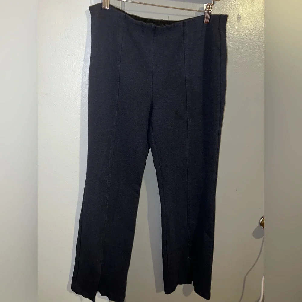 Time and Tru size 16-18 pull on pant Navy. Bottom of the legs has slit opening.